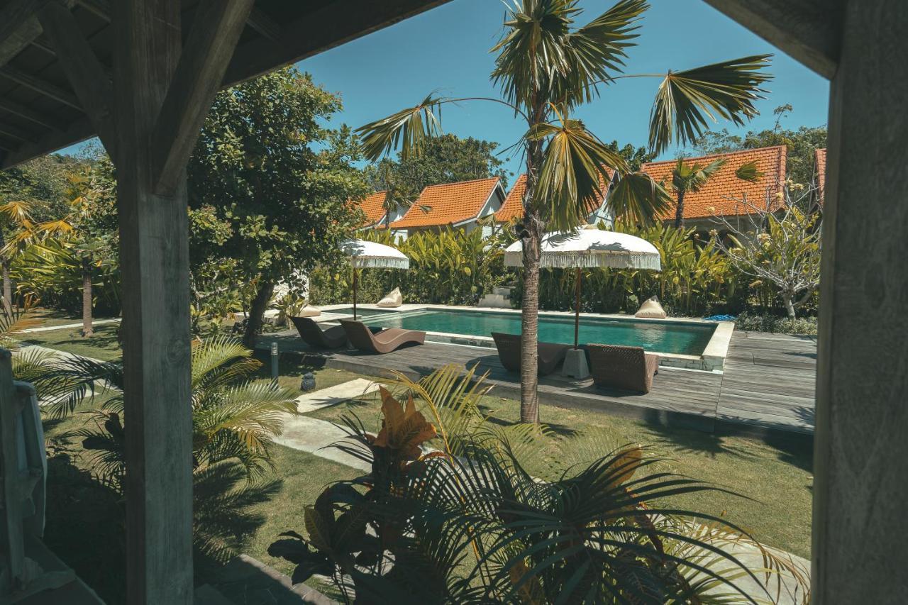 Cari Surf Camp & Studio'S Uluwatu  Exterior photo