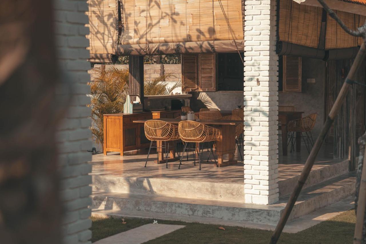Cari Surf Camp & Studio'S Uluwatu  Exterior photo