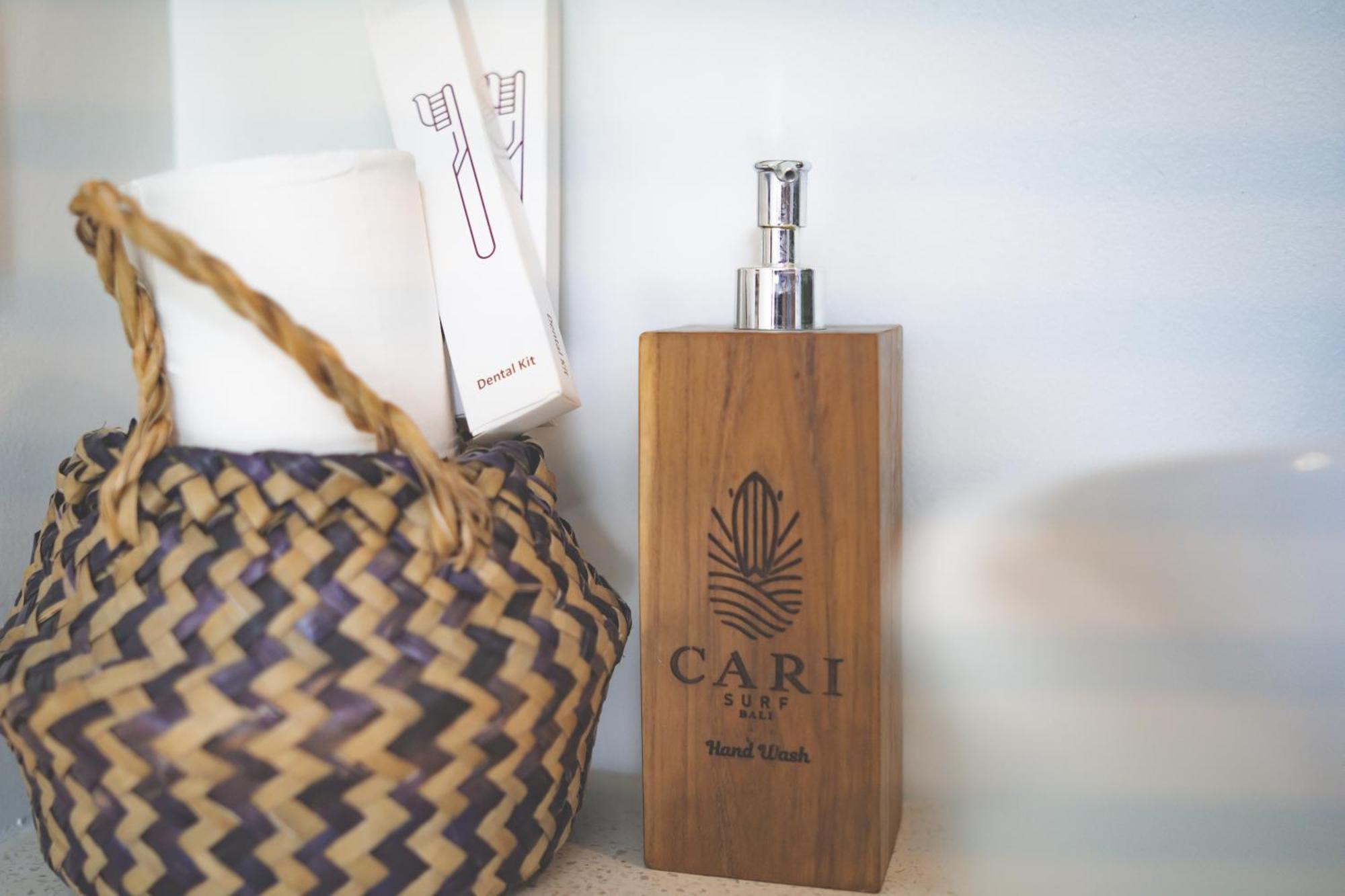 Cari Surf Camp & Studio'S Uluwatu  Room photo